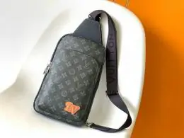 louis vuitton aaa homme mini sac a main s_117b3a0